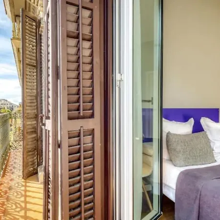 Perfectly Located 4Bed 4Bath Apartment In Eixample Appartement *