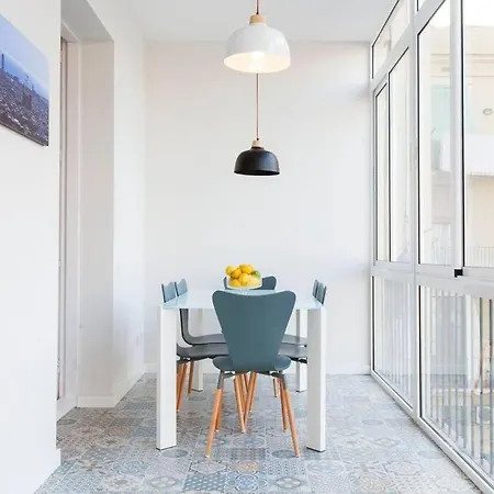 Perfectly Located 4Bed 4Bath Apartment In Eixample Appartement Barcelone
