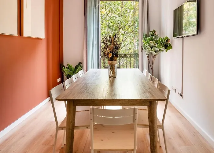 The Collection - Perfectly Located 4bed 4bath In Eixample *